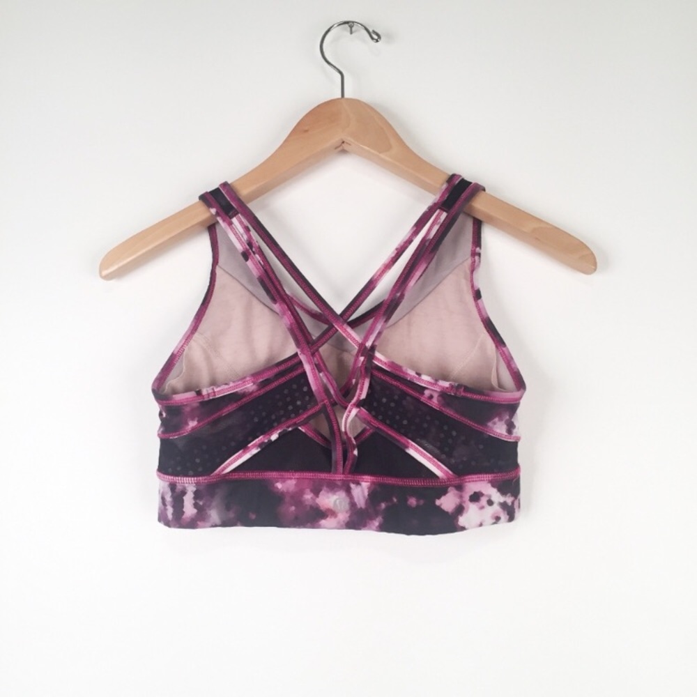 Lululemon Strap It Like It’s Hot Bra - Size 6 EUC